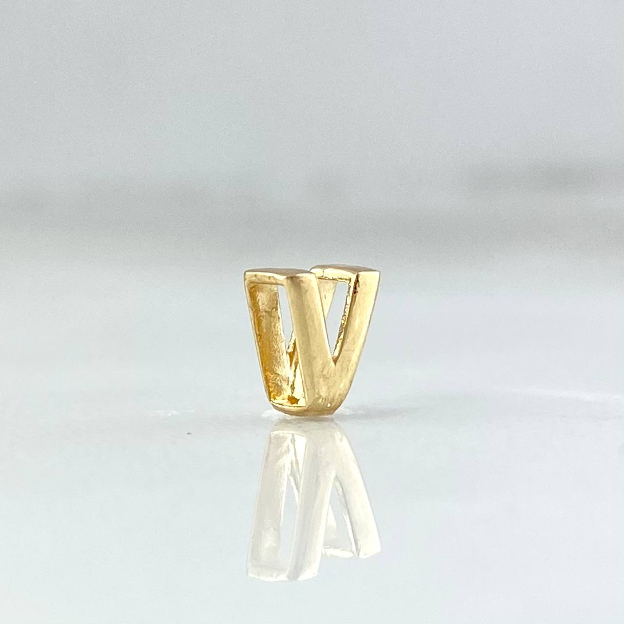 Charm Letter V 0.25gr / 0.5cm / 18K Yellow Gold ©