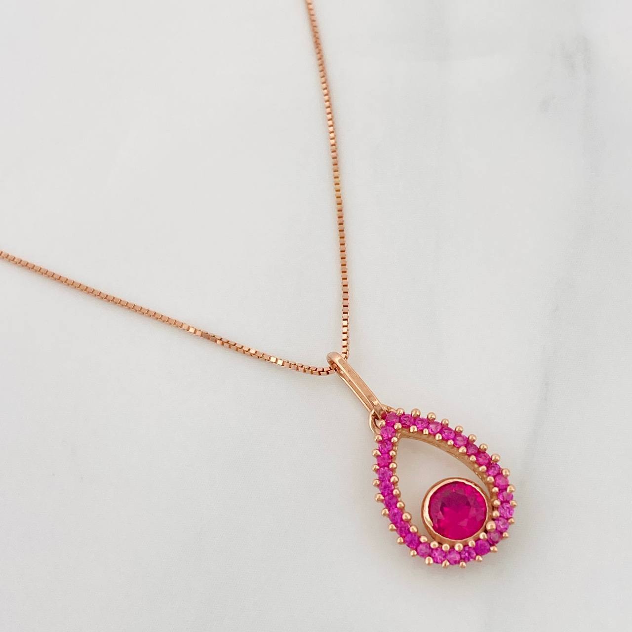 Set Cadena Veneciana + Dije Gota Halo / 2.15g / 18 in Oro Rosa 18K