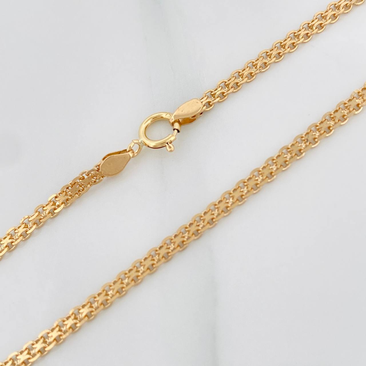 Bracelet China 2.7g / 7 3/4 in / 2.43mm Yellow Gold 18K