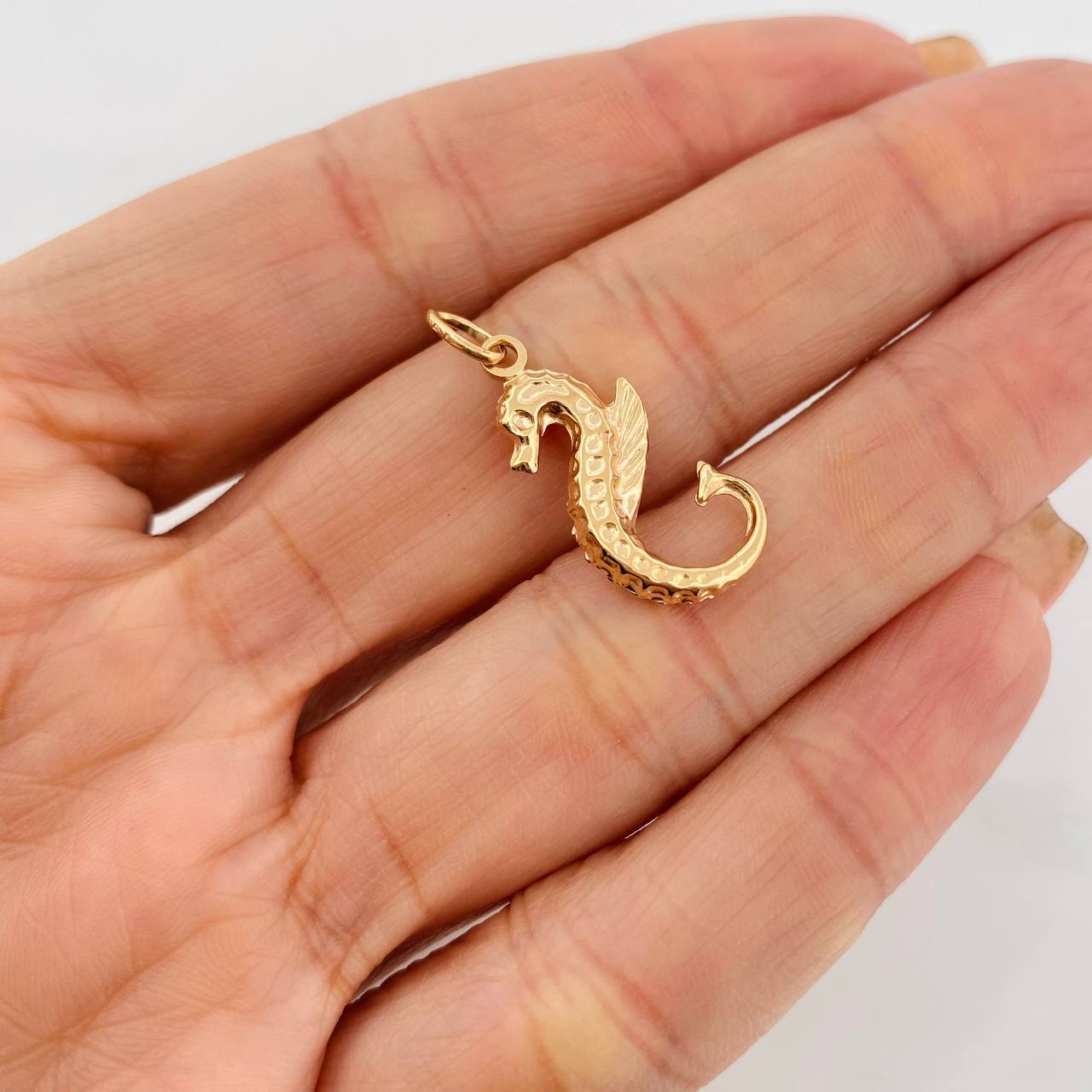 Pendant Seahorse 1.45g / 1 1/4 in Yellow Gold 18K
