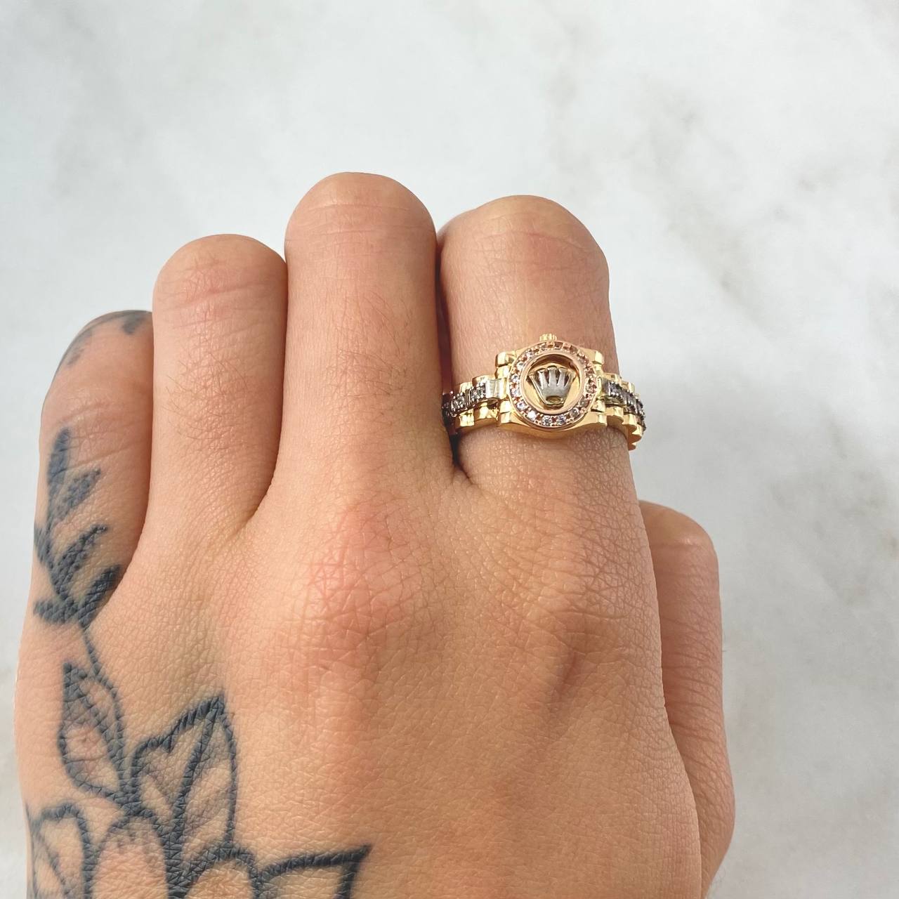 Anillo Cronotempo Relieve 6gr / T7 1/4 / Oro 18K *