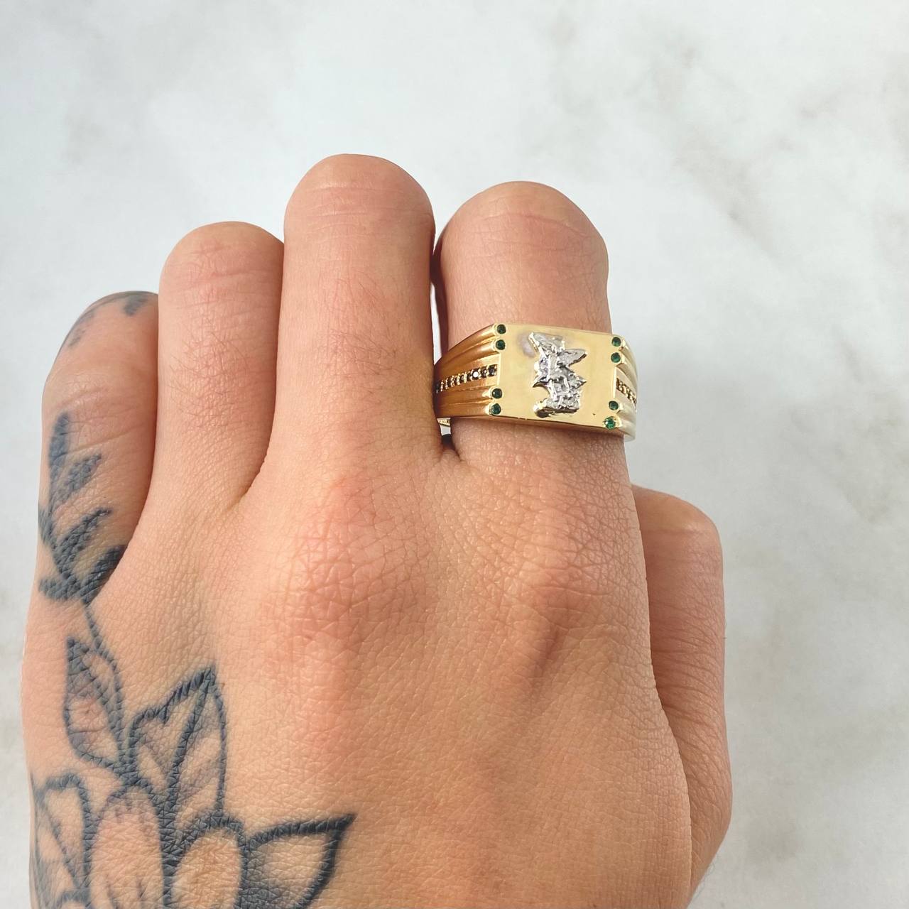 Split Signet Ring 5.4gr / Size 10 1/4 / 18K Gold *