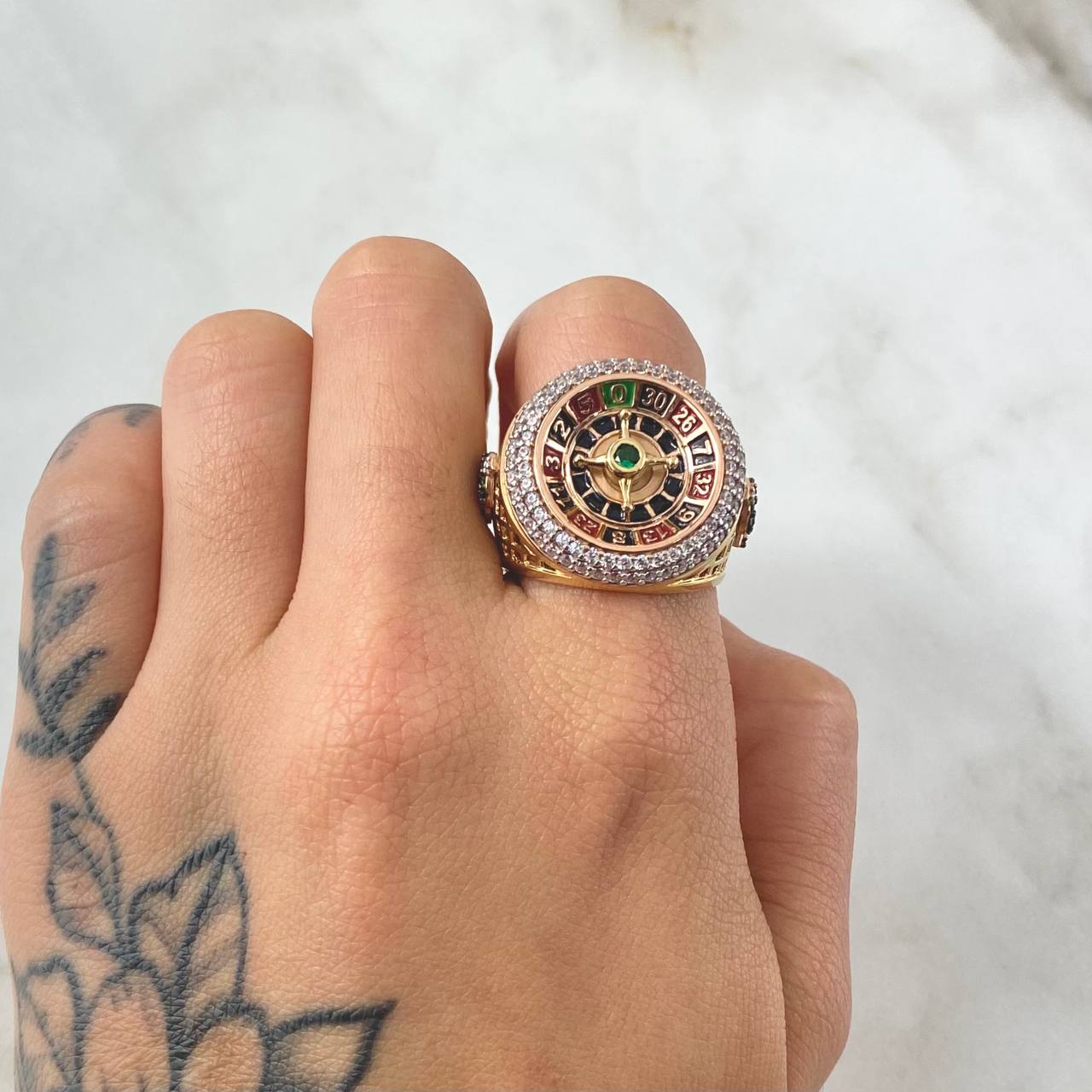 Anillo Ruleta Casino movil 13.8gr / T9 / Oro 18K *