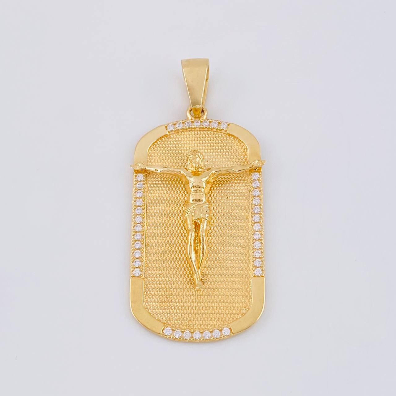 Dije Cristo Placa 10.8g / 2 in Oro Amarillo 18K