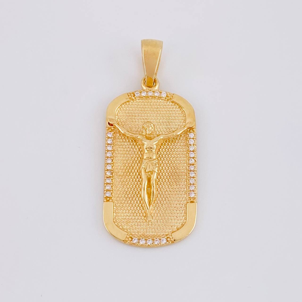 Dije Placa Cristo 6.65g / 1 1/2 in Oro Amarillo 18K