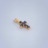 Dije Cruz Zafiros 0.5gr / 1/2 in / Oro Amarillo 18K %