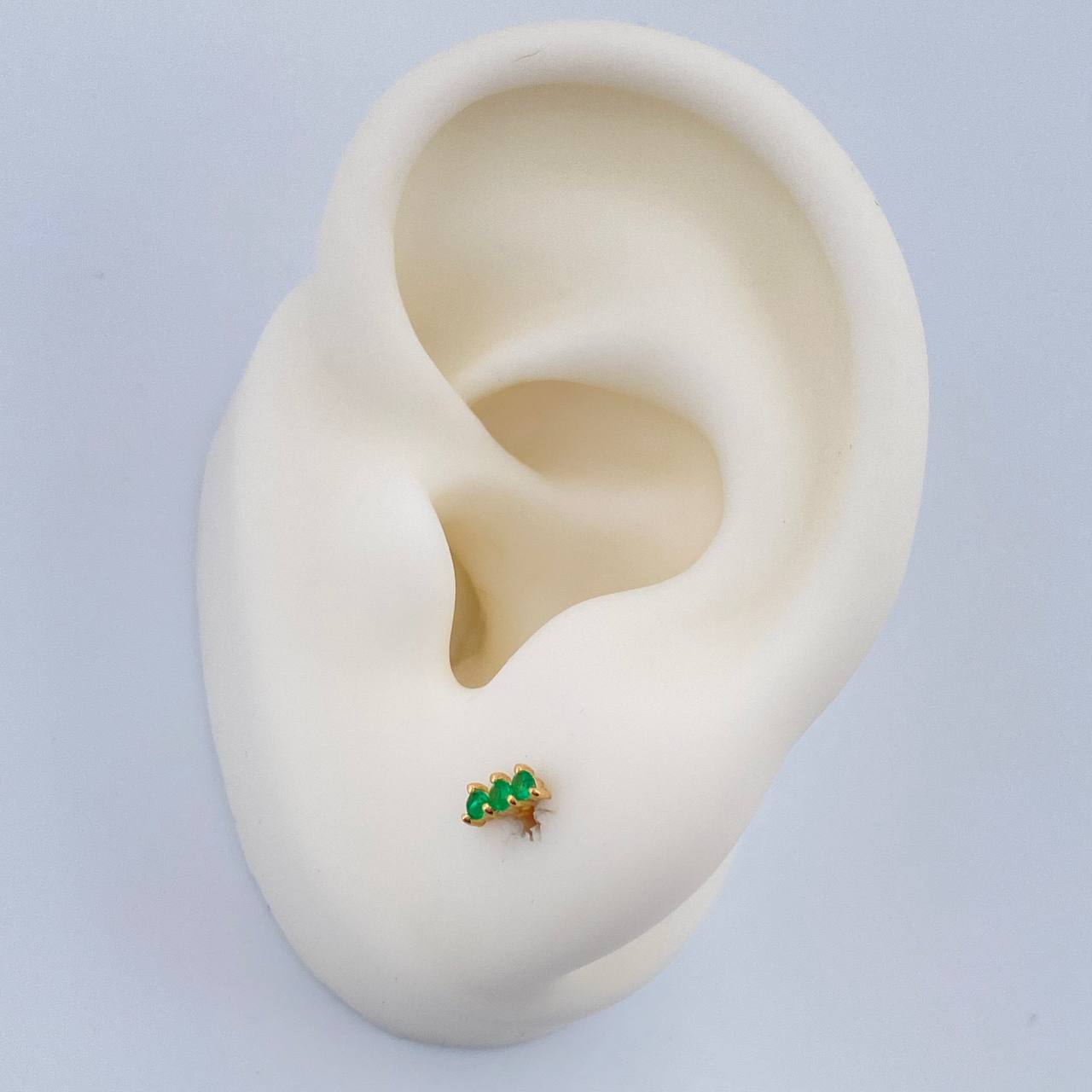 Topos Hilera Triple Esmeralda 0.75gr / 5.2mm Oro Amarillo 18K %