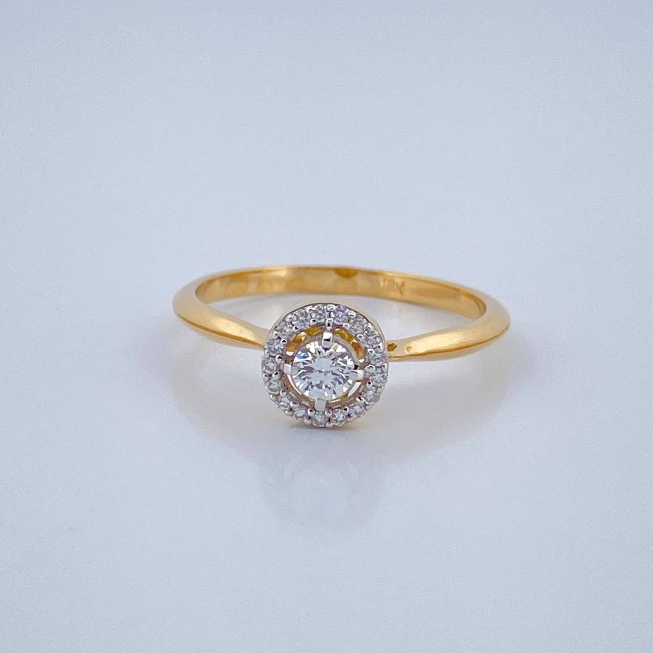 Anillo Halo Diamantes 1.95gr / T6 1/2 / Dos Oros Amarillo Blanco 18K %