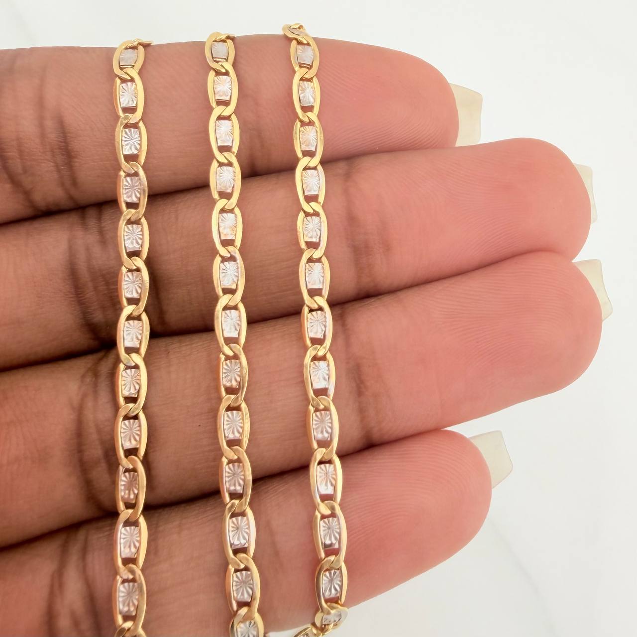 Cadena Escalera Plana 4.4gr / 24 in / 2.94mm Dos Oros Amarillo Blanco +3 18K $