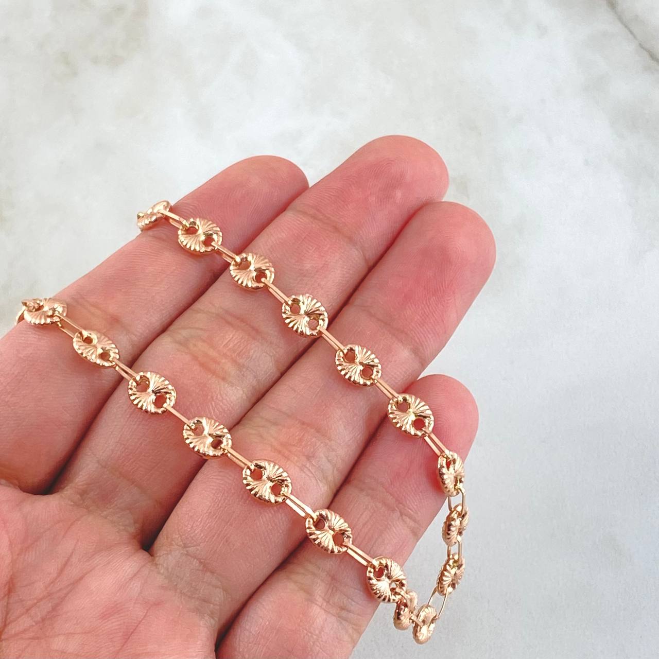 GC Chain 11.1gr / 23.6in / 18K Gold ©