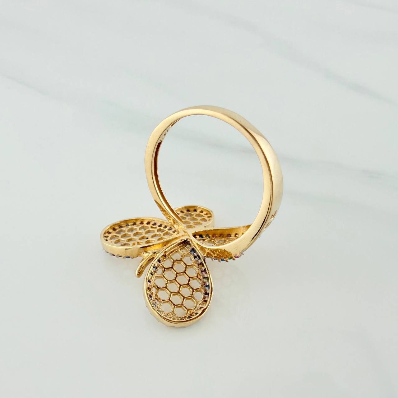 Anillo Mariposa Malla Exagonal 4.45gr / T6 1/2 / Dos Oros Amarillo Blanco 18K $