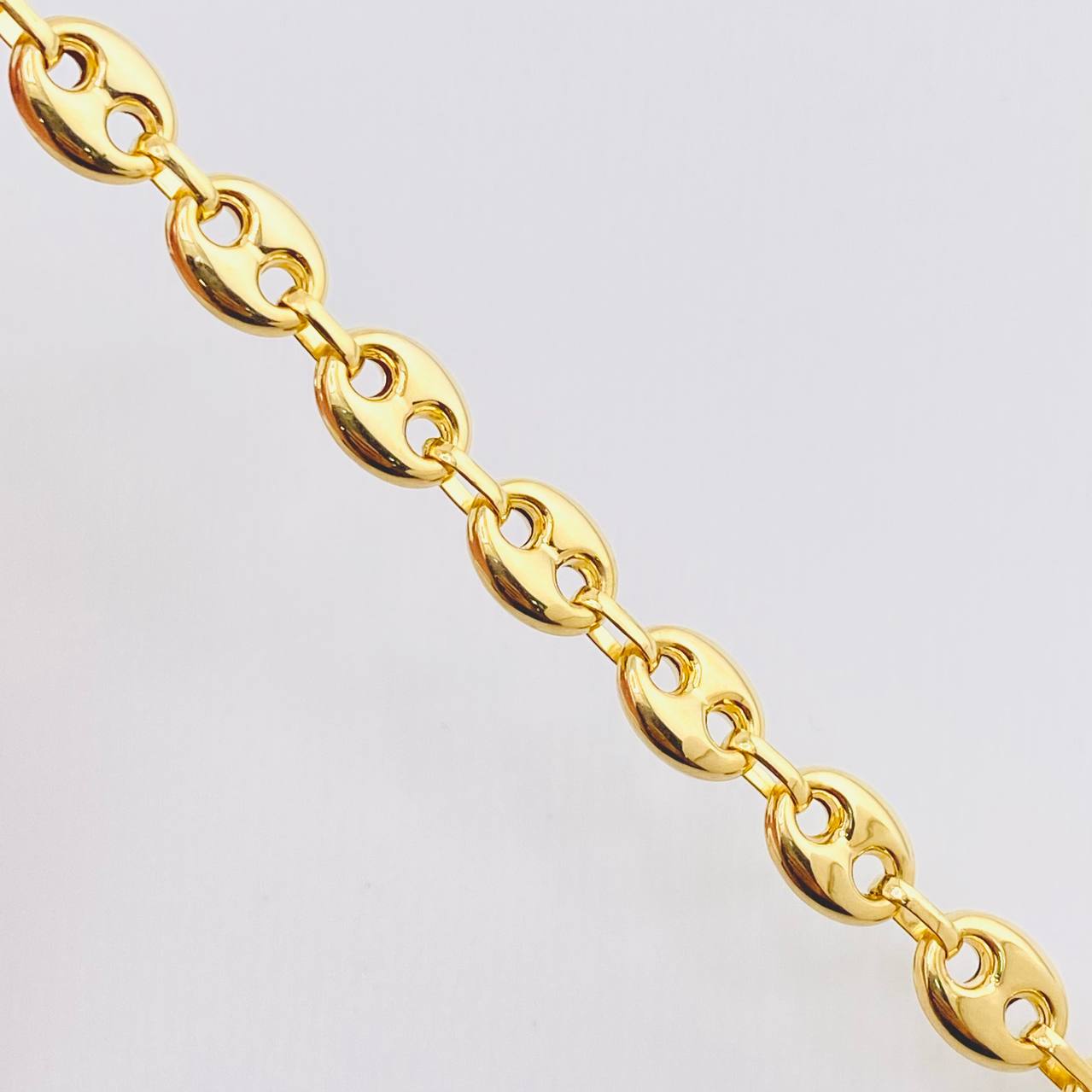 Pulso GC 7.65gr / 7 3/4 in / 8.2mm Oro Amarillo 18K *