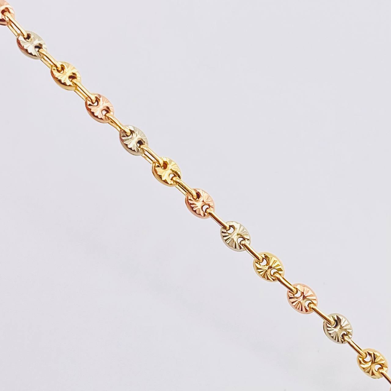 Cadena GC 8.55gr / 23 1/2 in / 3.4mm Tres Oros 18K *