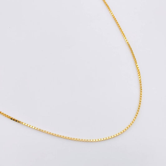 Cadena Veneciana 4.8gr / 17 3/4 in / 1.7mm Oro Amarillo +3 18K *