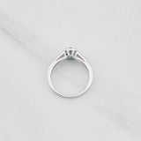 Square Halo Emerald Ring 0.14pts 1.75g / T6 3/4 Silver 925