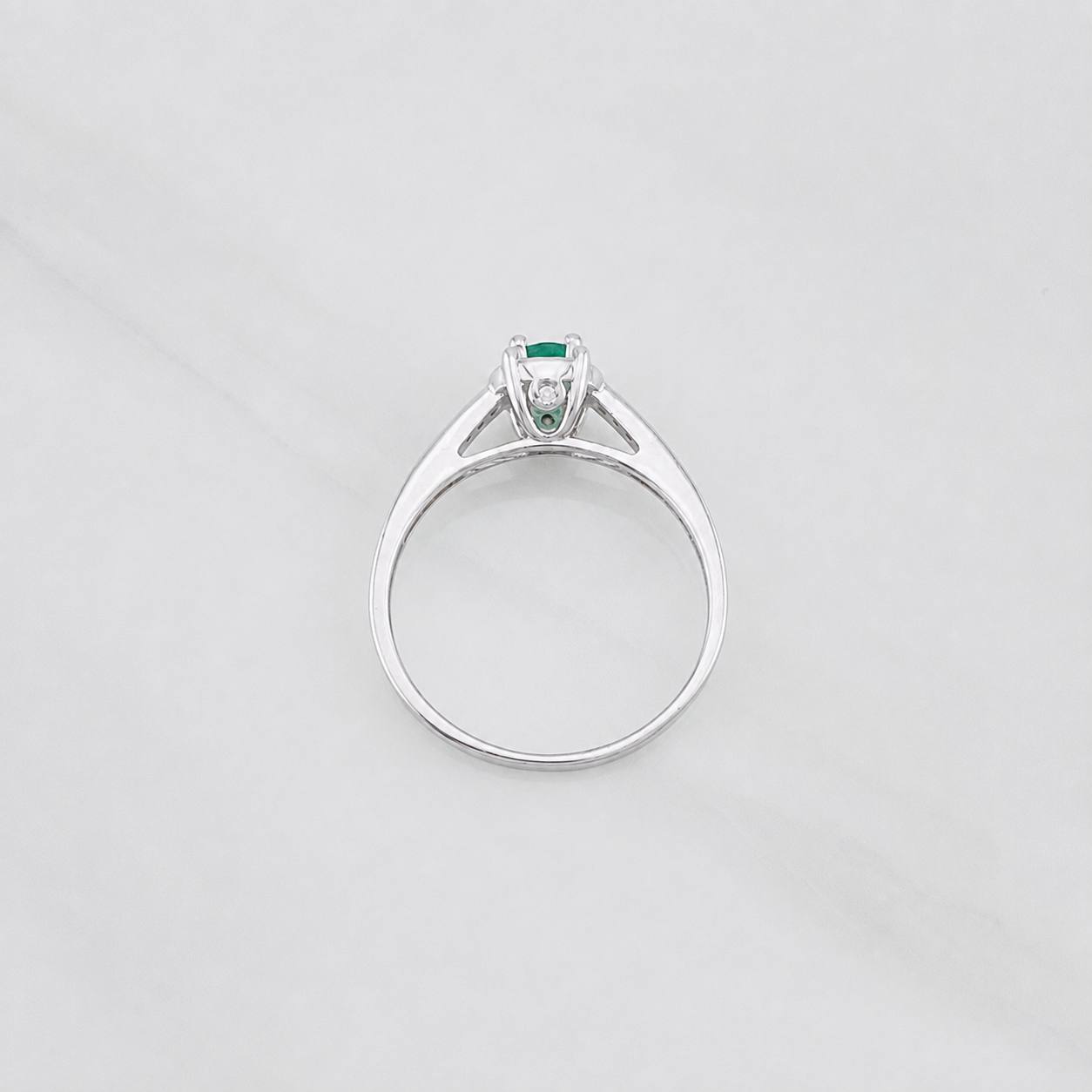 Anillo Solitario Esmeralda 0.25pts 1.45g / T6 Plata 925