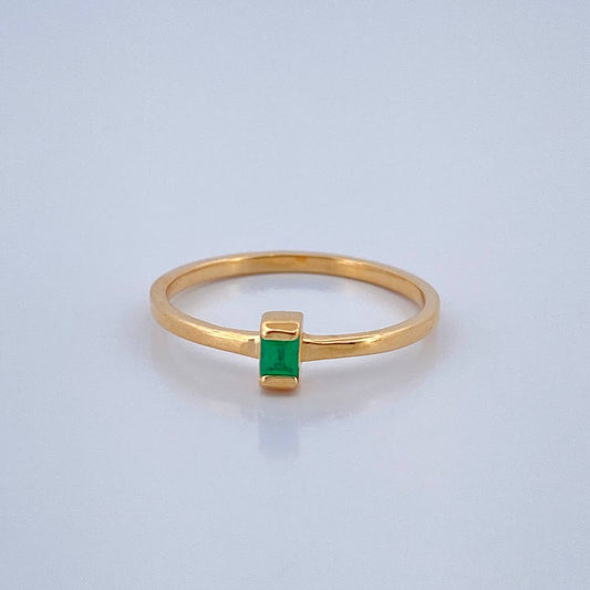 Anillo Solitario Cuadrado Esmeralda 1.35gr / T5 1/2 / Oro Amarillo 18K %