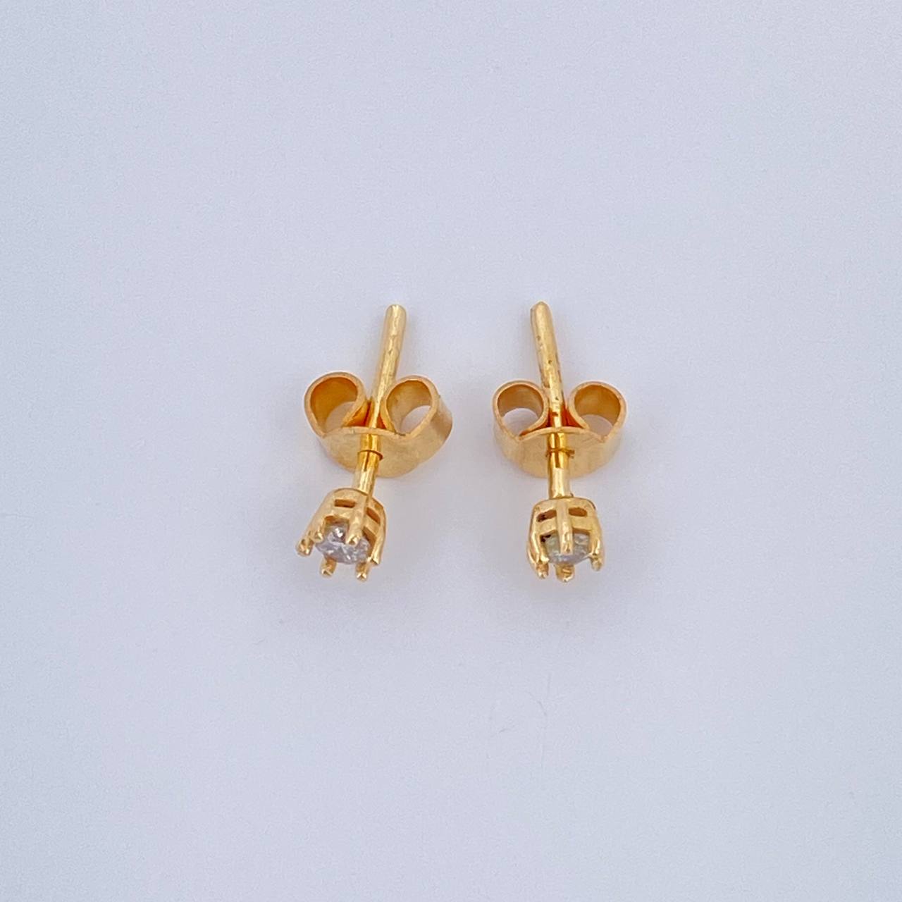 Topos Chaton Diamante 0.9gr / 3.15mm Oro Amarillo 18K %
