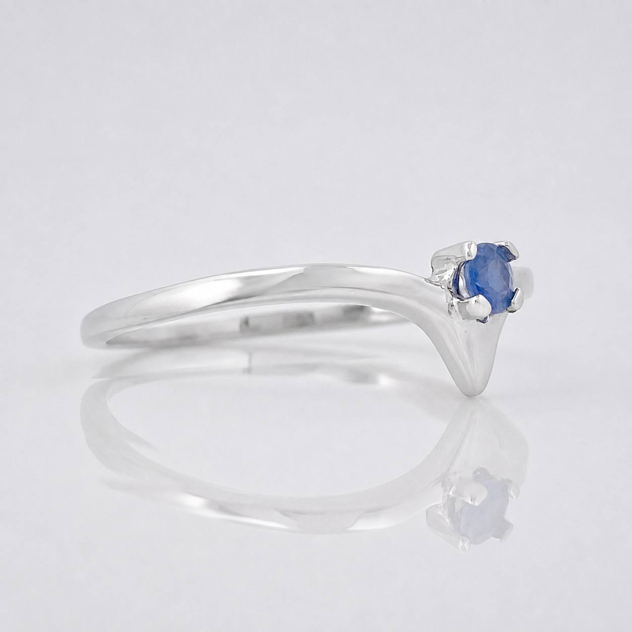 Anillo Solitario Zafiro 10pts 1g / T6 Plata 925