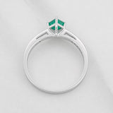 Anillo Rombo Esmeralda 32pts 1.85g / T8 Plata 925