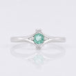 Anillo Rombo Esmeralda 12pts 1.25g / T6 3/4 Plata 925