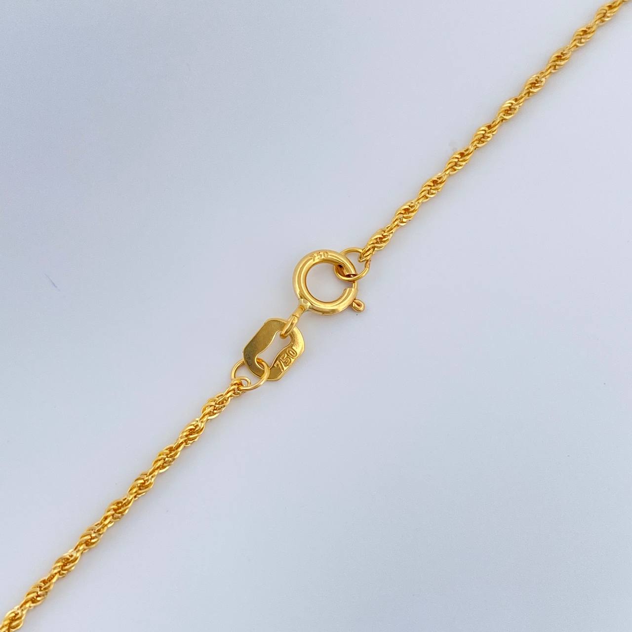 Cadena Lazo 1.05gr / 15 3/4 in / 2mm Oro Amarillo +3 18K $