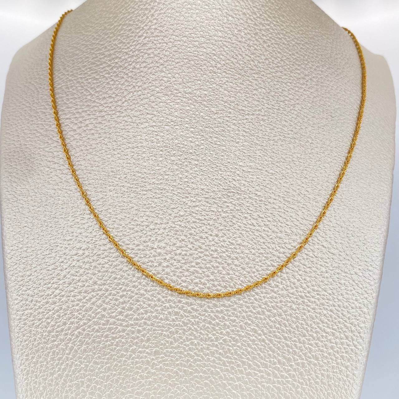 Cadena Lazo 1gr / 23 1/2 in / 1mm Oro Amarillo +3 18K %