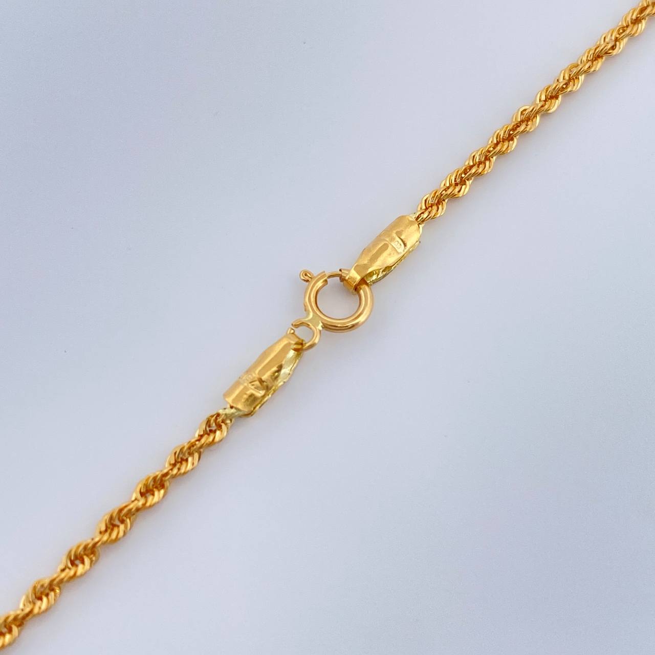 Cadena Lazo 1.55gr / 17 3/4 in / 2mm Oro Amarillo +3 18K $