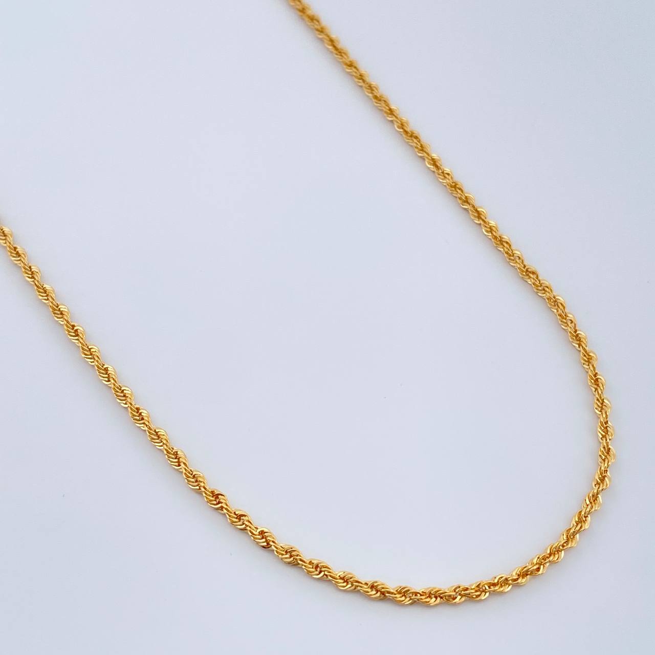 Cadena Lazo 1.55gr / 17 3/4 in / 2mm Oro Amarillo +3 18K $