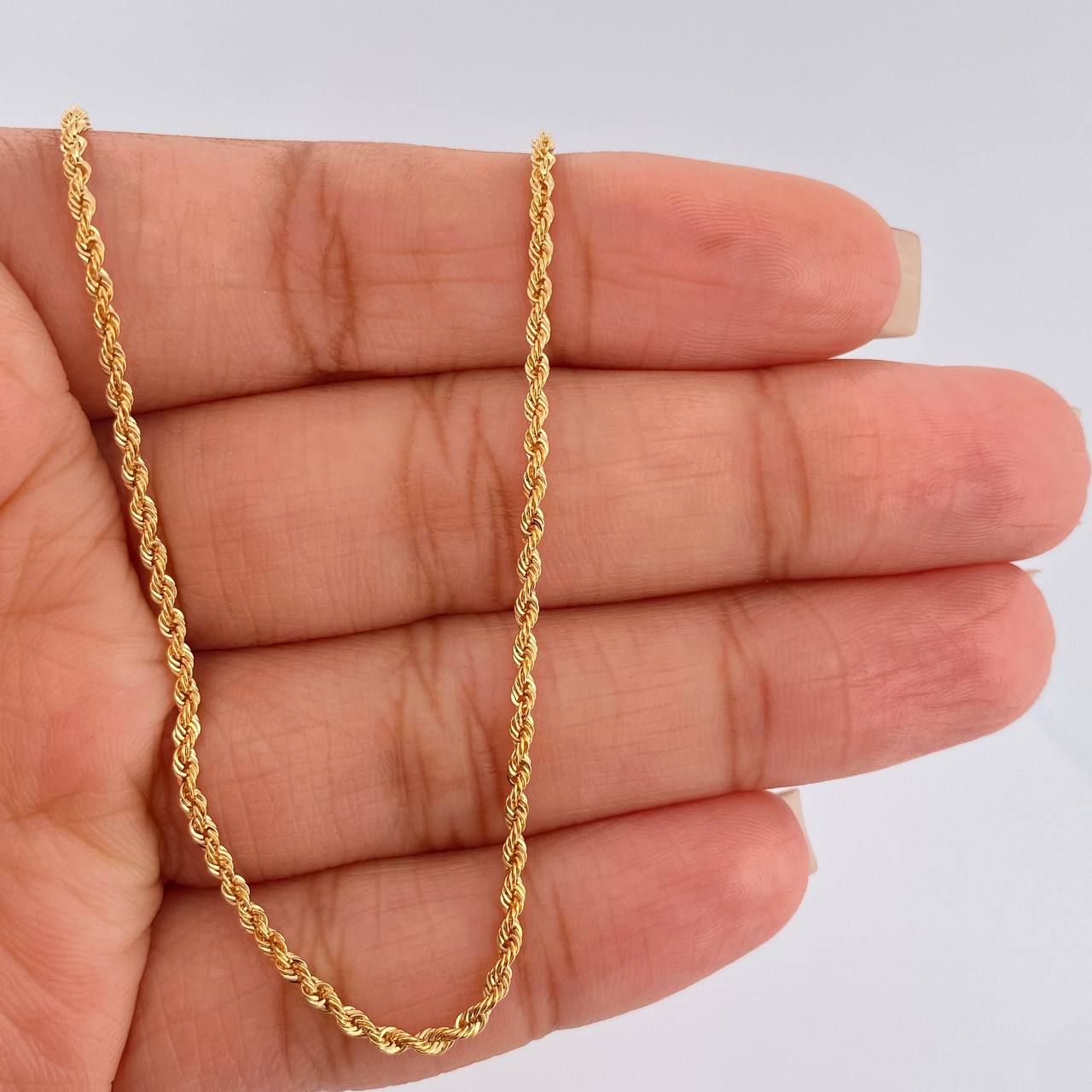 Cadena Lazo 1.55gr / 17 3/4 in / 2mm Oro Amarillo +3 18K $