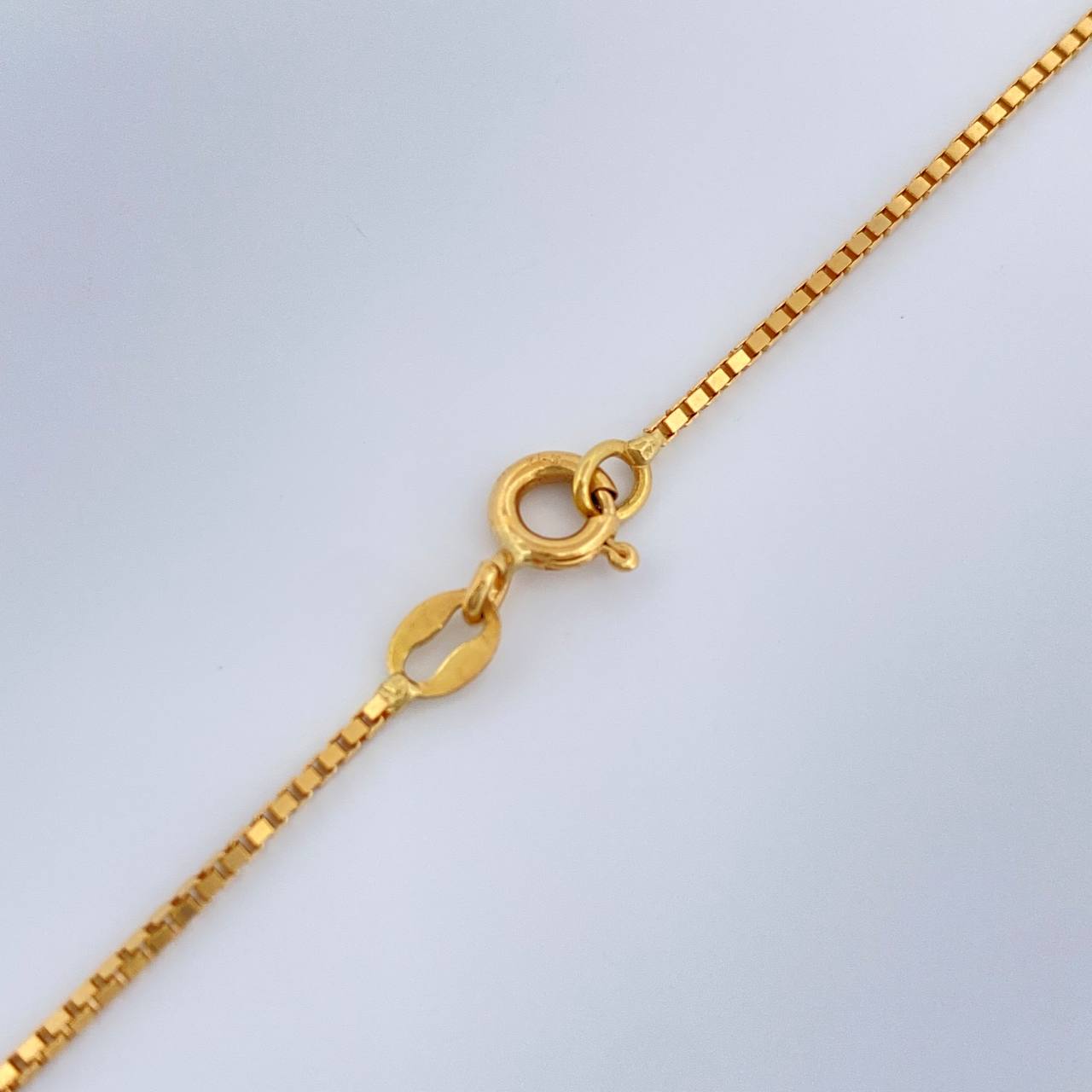 Cadena Veneciana 5.3gr / 27 1/2 in / 0.96mm Oro Amarillo +3 18K $
