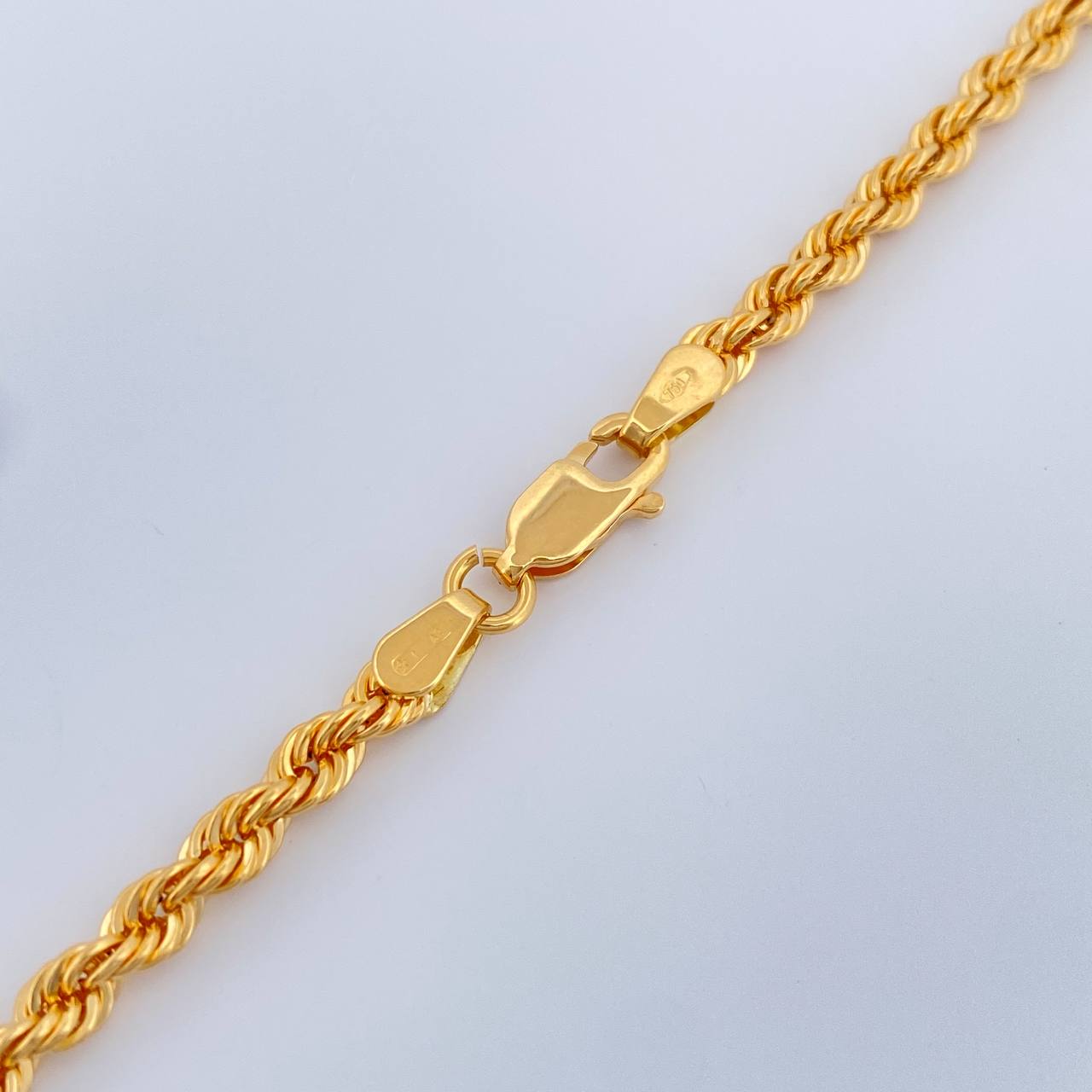Cadena Lazo 8.5gr / 23 1/2 in / 3.1mm Oro Amarillo +3 18K $