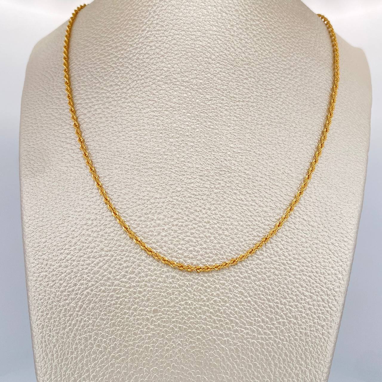 Rope Chain 0.8gr / 15 3/4 in / 2mm Yellow Gold +3 18K $