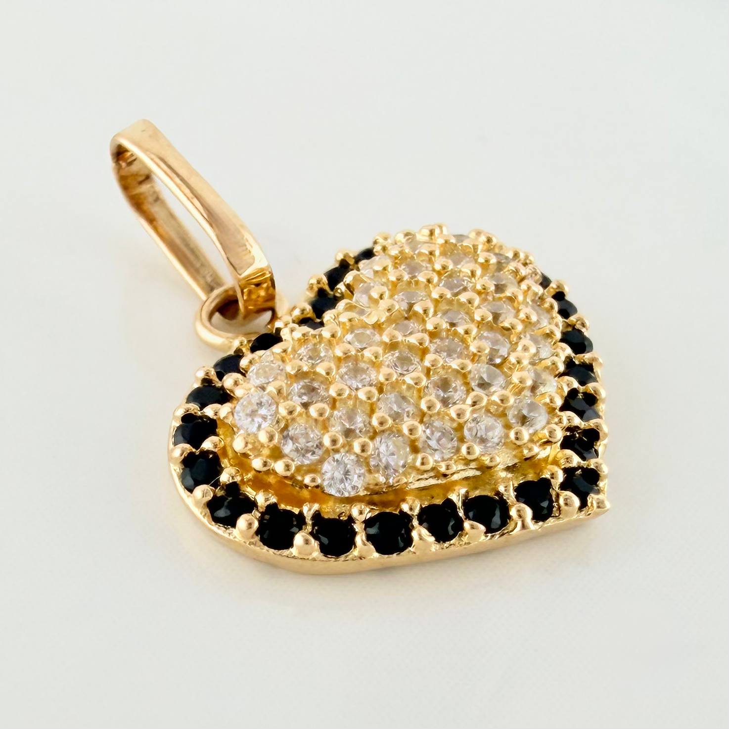 Dije Corazón Tupido 1.6 g / 3/4 in Oro Amarillo 18K