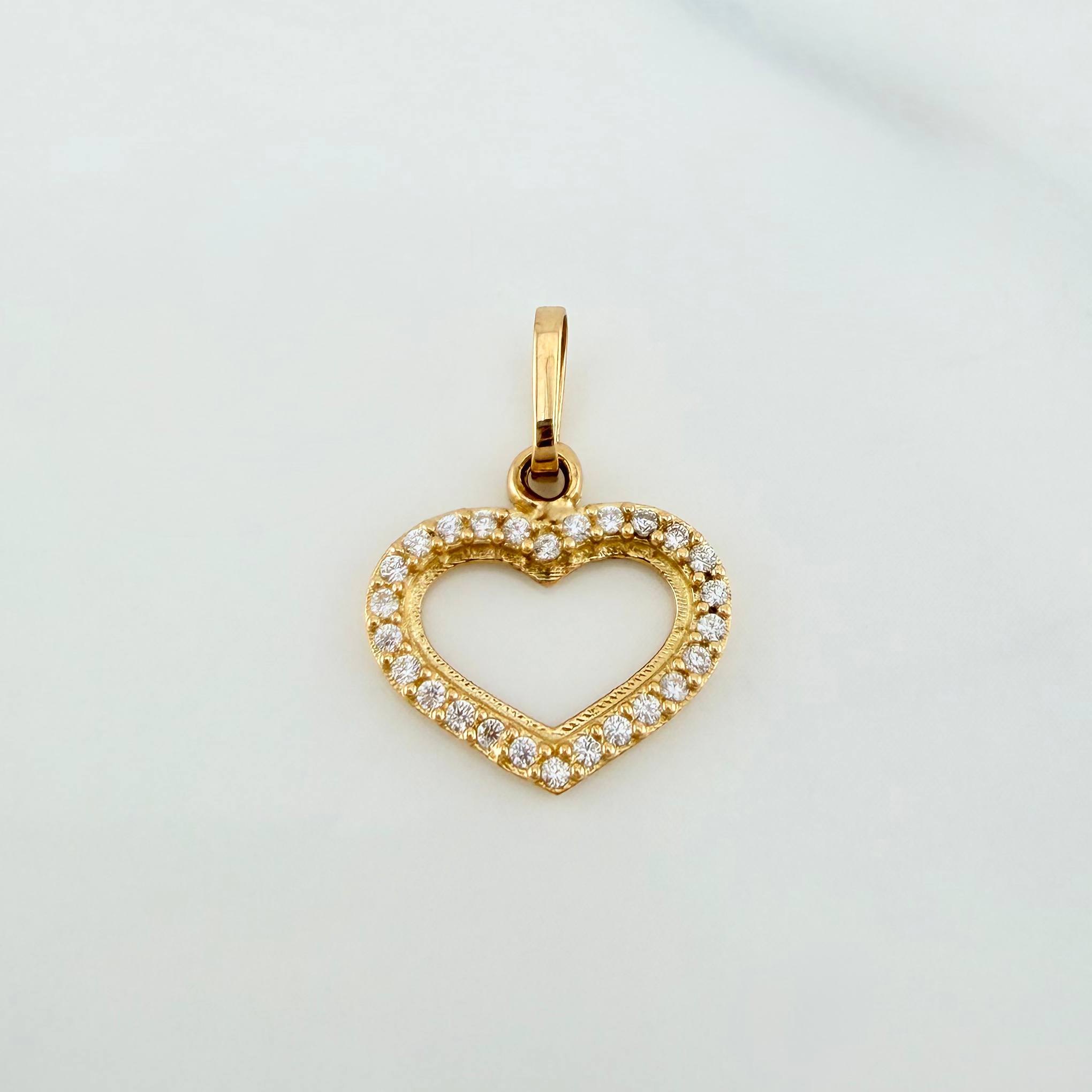 Pendant Heart Silhouette 0.8 g / 3/4 in Yellow Gold 18K