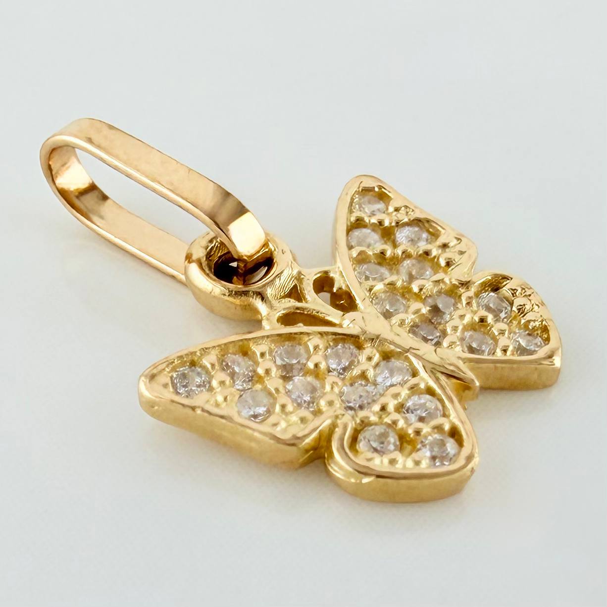 Dije Mariposa 0.75 g / 1/2 in Oro Amarillo 18K