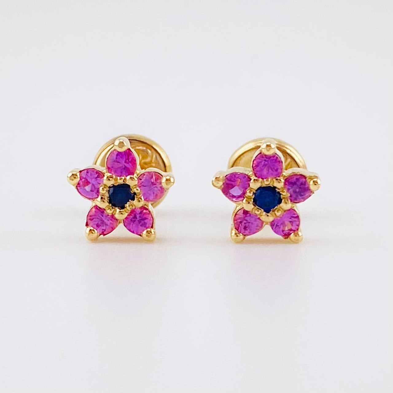 Topos Flor Cinco Puntas Zafiros 39pts 1.3g / in / 6.8mm Oro Amarillo 18K