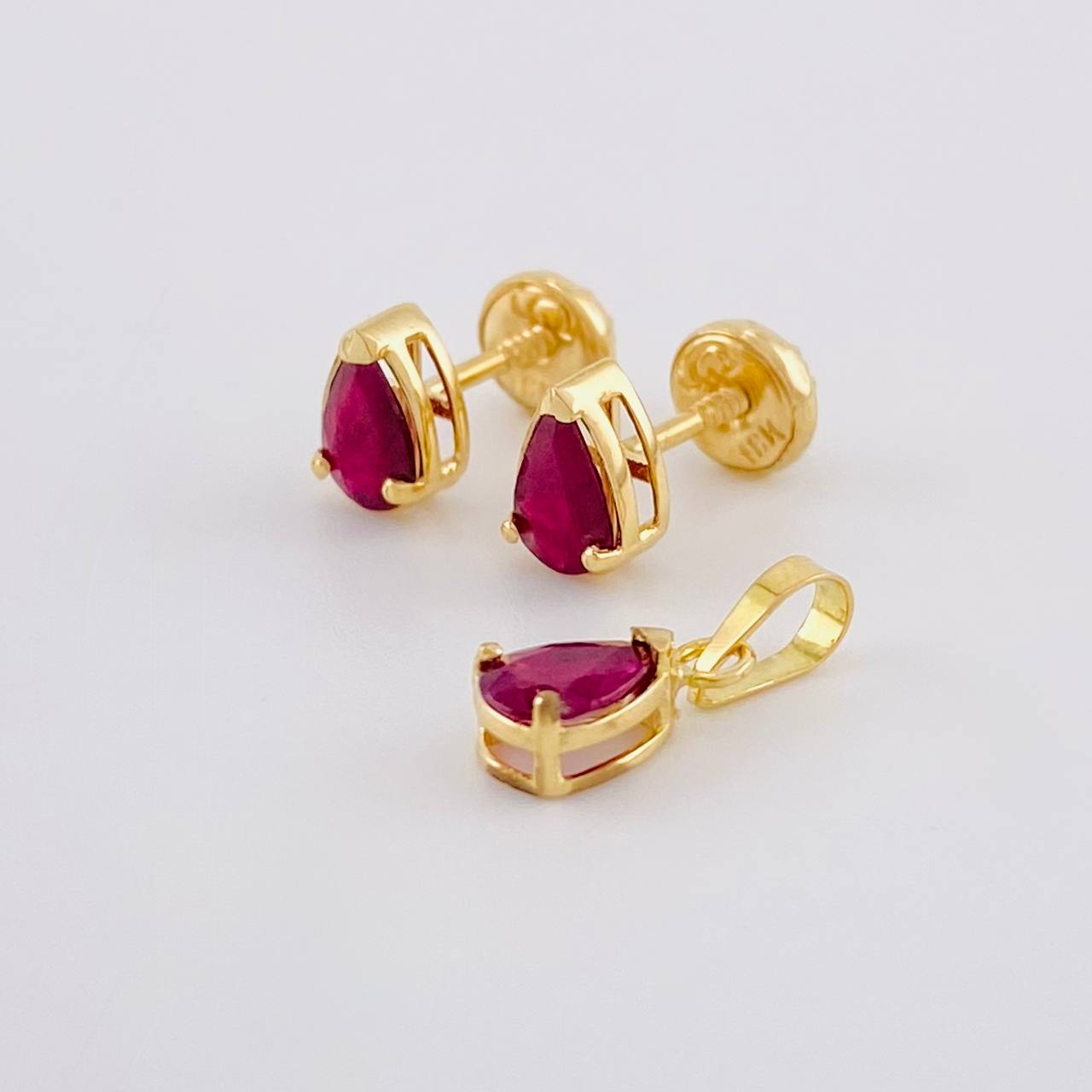 Topos Dije Gota Esmeraldas 1Qts 1.55g / in / 6.9mm Oro Amarillo 18K
