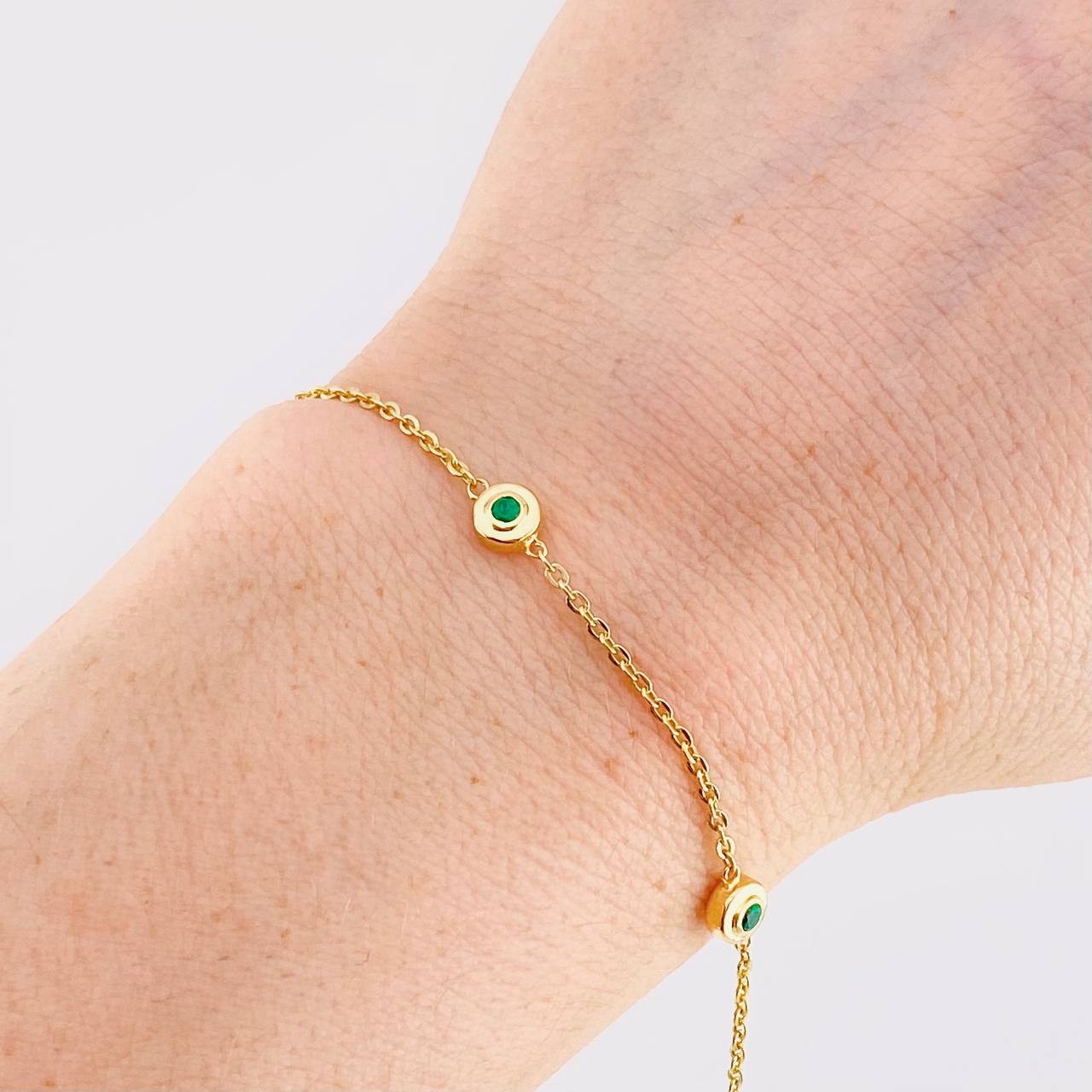 Bracelet Interspersed Circles Emeralds 31pts 2.8g / 7 1/2 in / 1.5mm Yellow Gold 18K