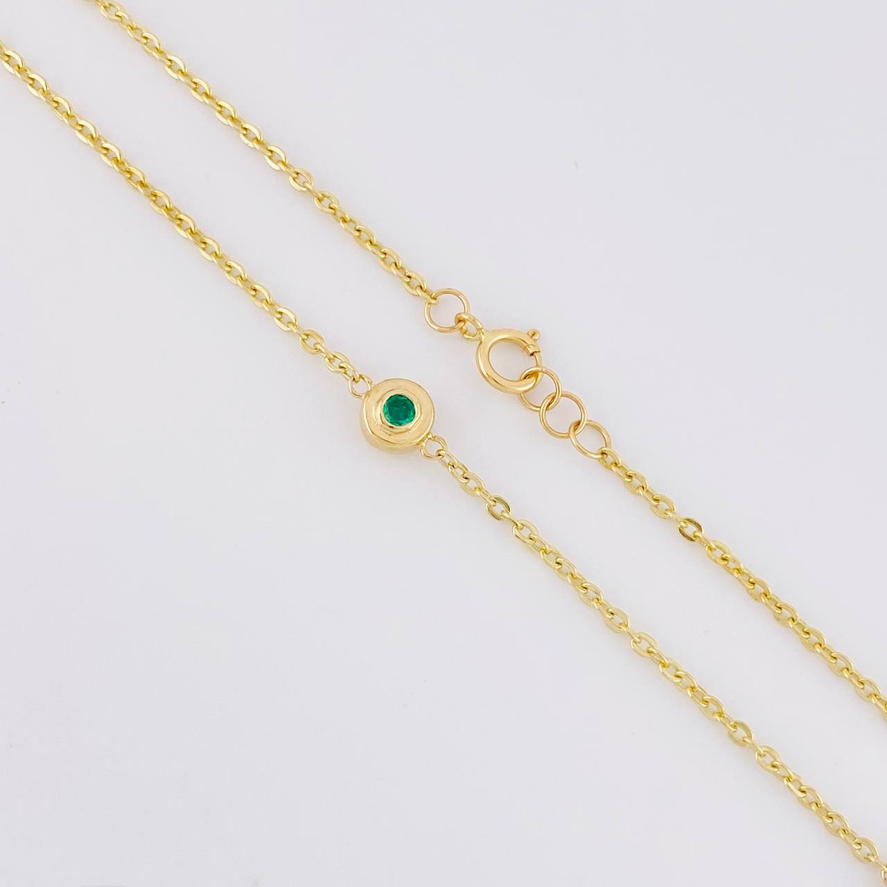 Interspersed Circles Chain Emeralds 24pts 4.2g / 18 in / 1.5mm 18K Yellow Gold