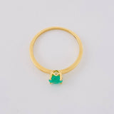 Solitaire Basket Four Prongs Emerald Ring 50pts 1.6g / T7 1/4 Yellow Gold 18K