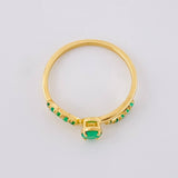 Intertwined Solitaire Ring with Emeralds 27pts 1.9g / T7 1/4 18K Yellow Gold