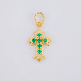 Dije Cruz Tres Puntas Esmeraldas 8pts 0.95g / 1 in Oro Amarillo 18K