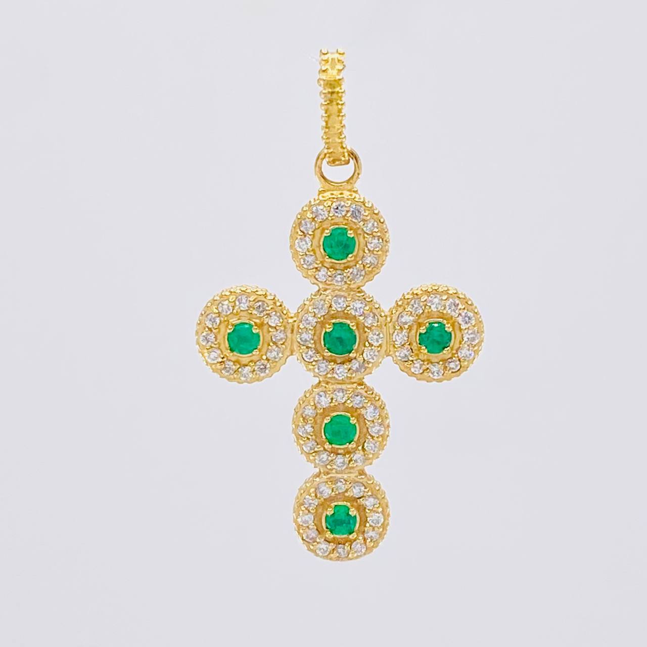 Pendant Dense Cross Emeralds 21pts Diamonds 36pts 4.05g / 1 1/4 in 18K Yellow Gold