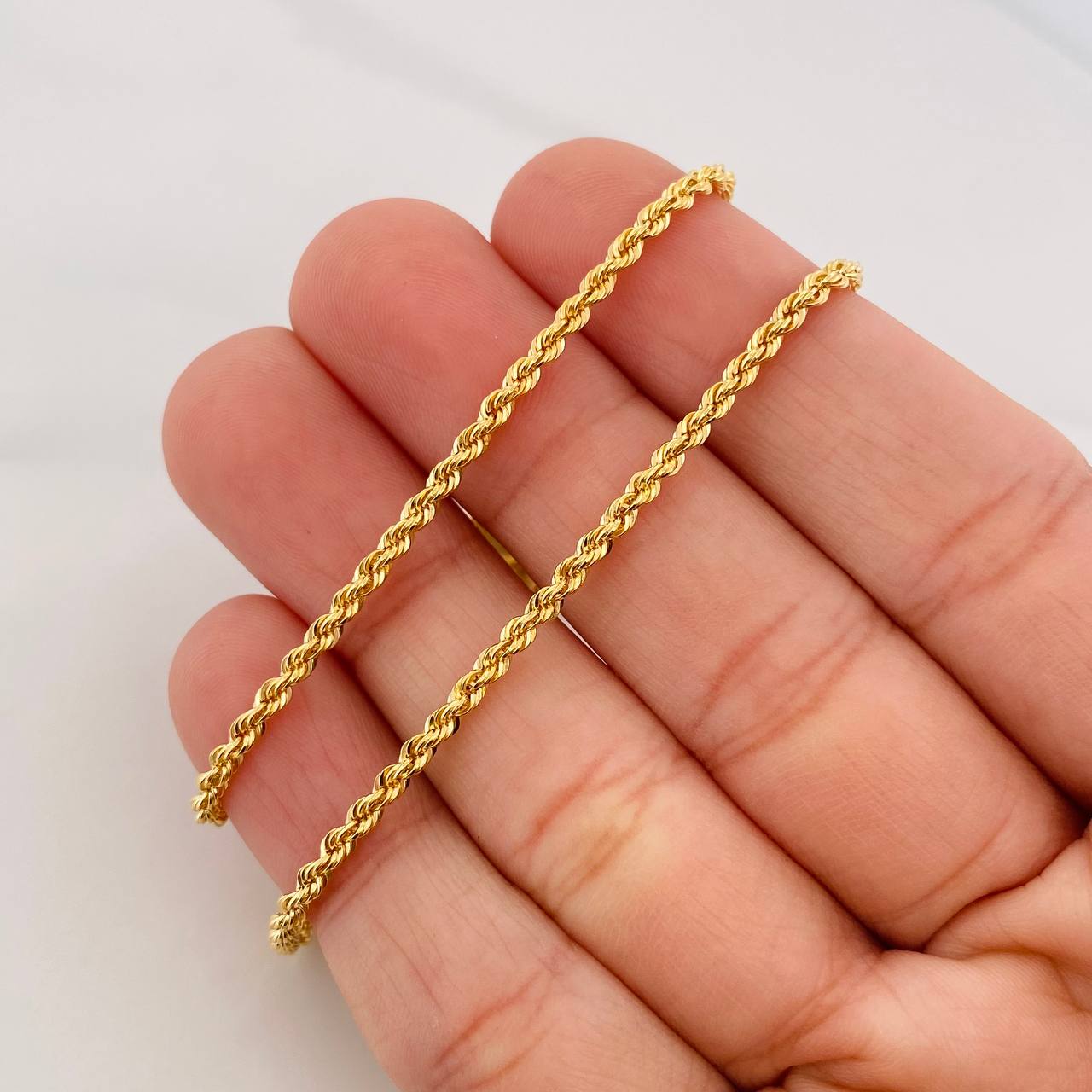 Cadena Lazo 2.3g / 16 in / 1.96mm Oro Amarillo 18K