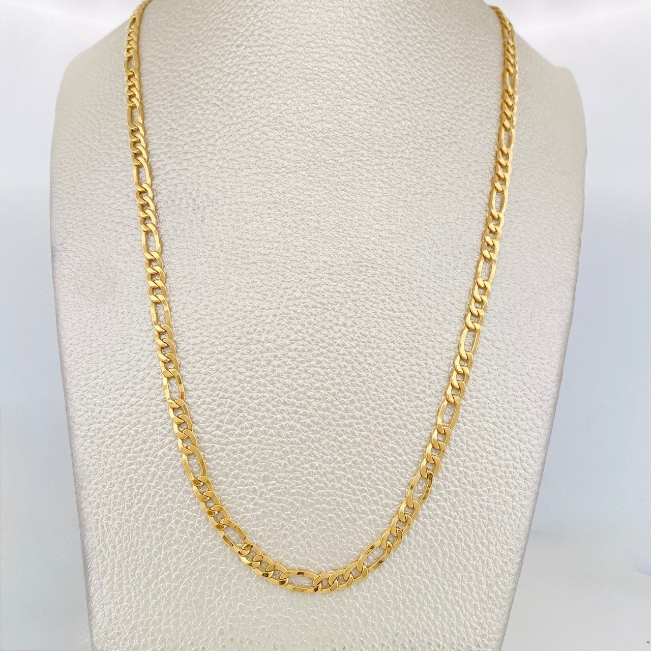 Cadena Fígaro 9.45g / 24 in / 4.28mm Oro Amarillo 18K