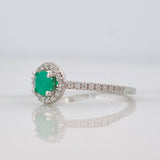 Anillo Halo Circular Esmeralda 0.28pts 1.3g / T6 1/4 Plata 925