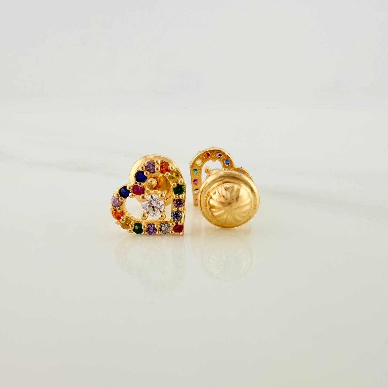 Heart Stud Earrings 0.9gr / 7.37mm Yellow Gold 18K &