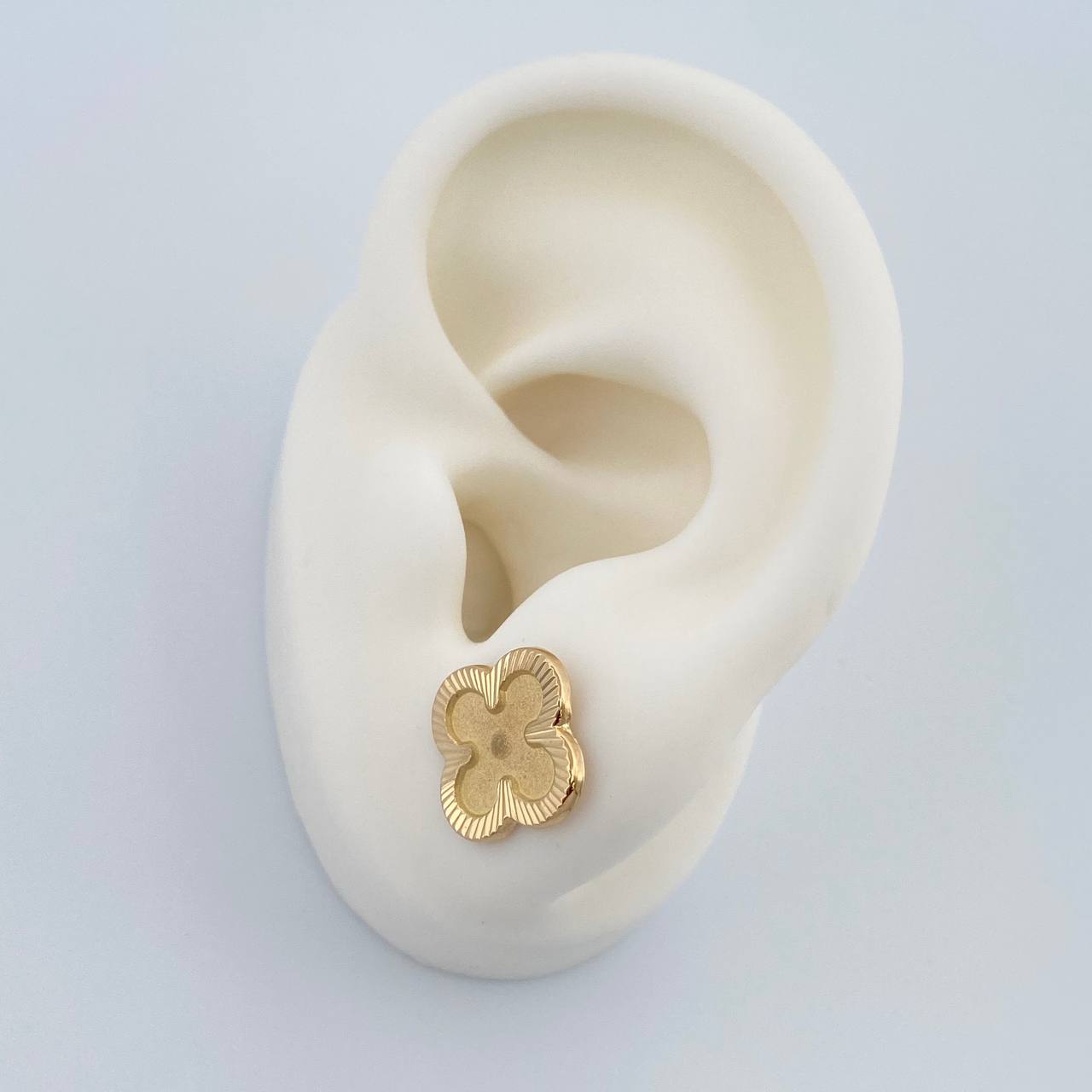 Topos Trebol 2.3gr / 11.15mm Oro Amarillo 18K %