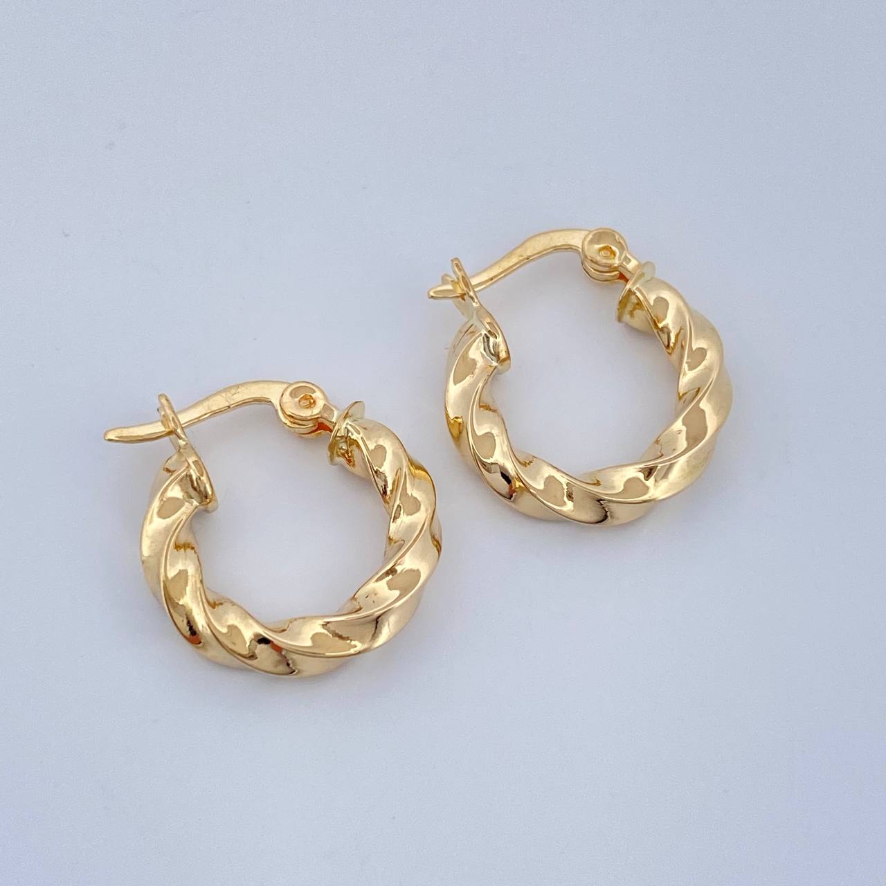 Candongas Kari 1.2gr / 1/2 in / Oro Amarillo 18K %